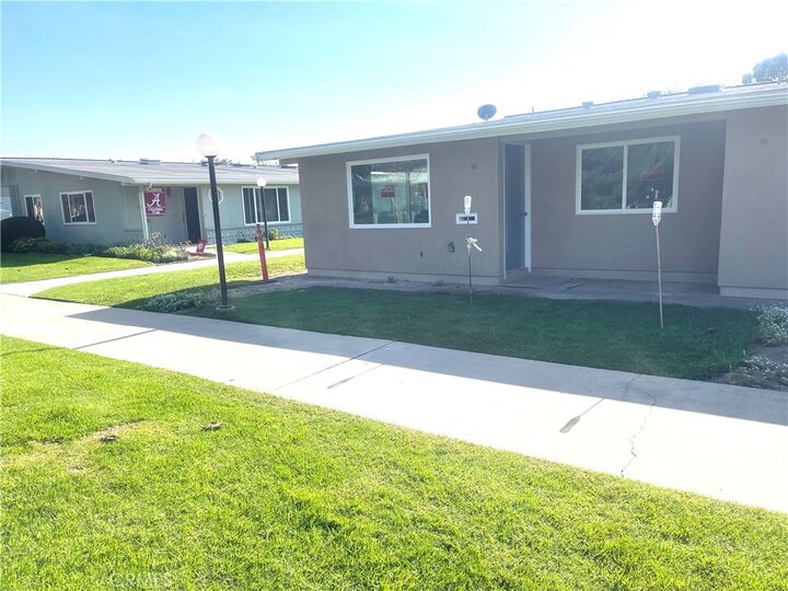 Property Photo:  1351 Weeburn Road 4 74L  CA 90740 