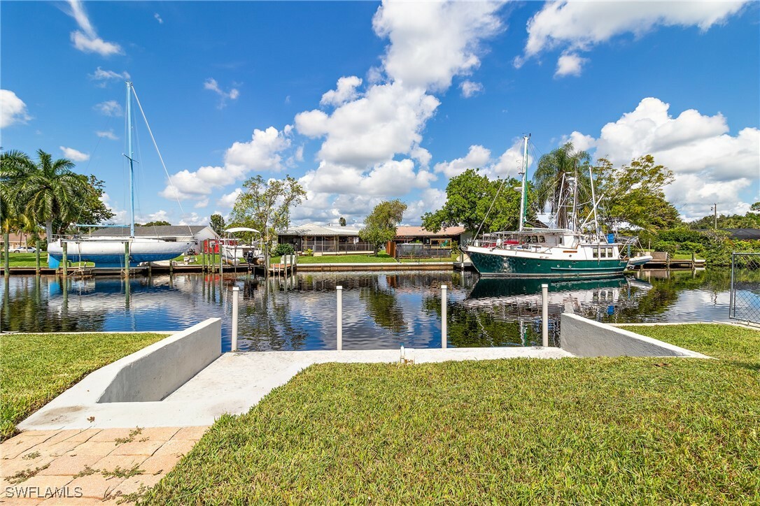 Property Photo:  13494 Caribbean Boulevard  FL 33905 