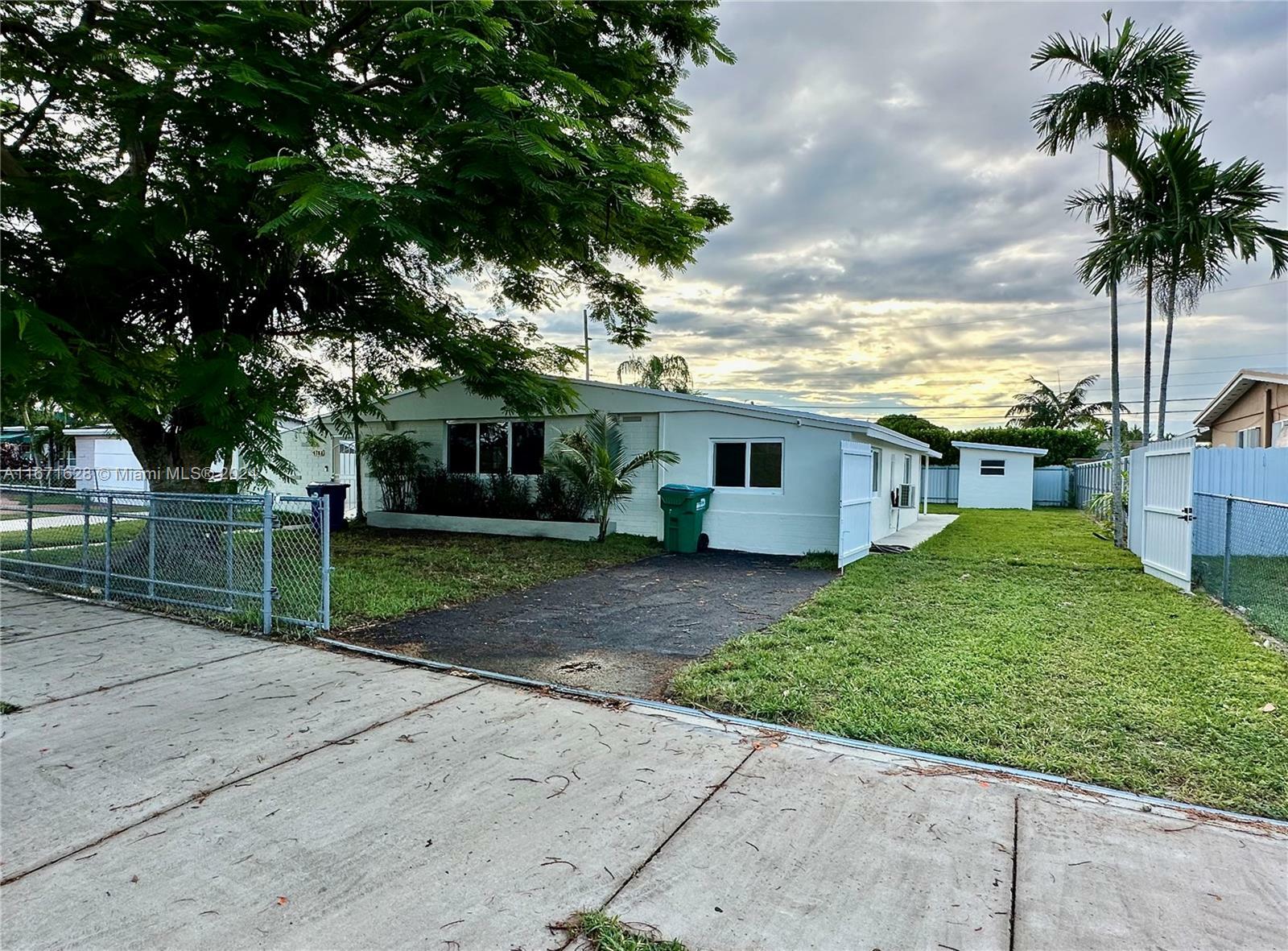 Property Photo:  4160 SW 97th Ave  FL 33165 