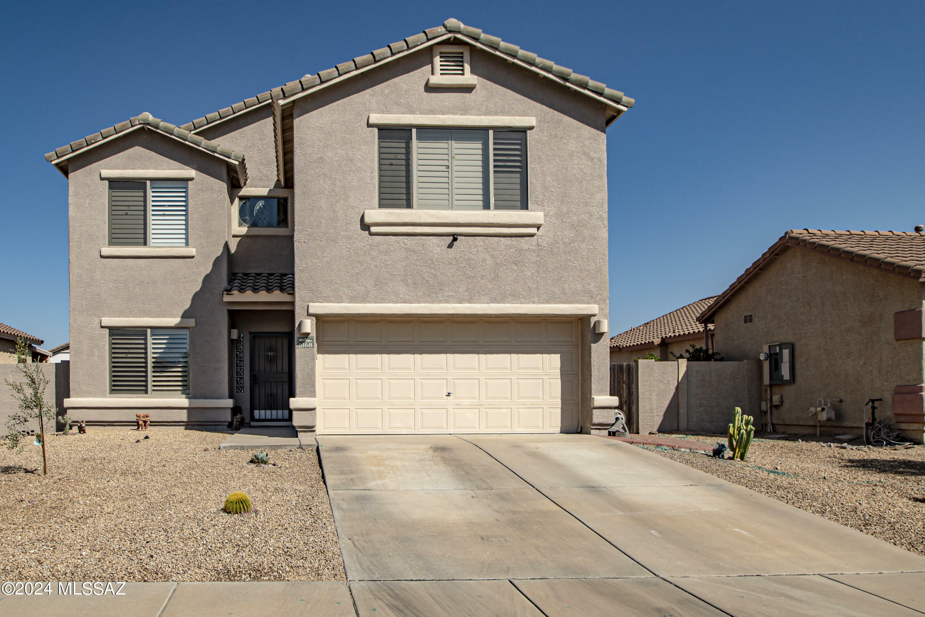 Property Photo:  6168 W Koch Place  AZ 85743 