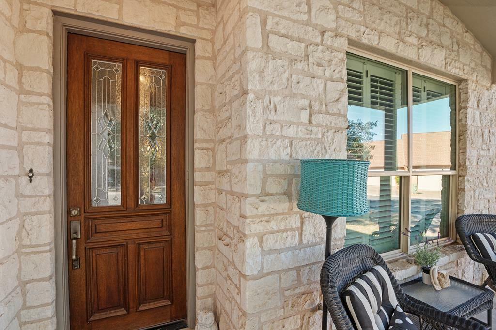 Property Photo:  480 Summit Circle  TX 78624 