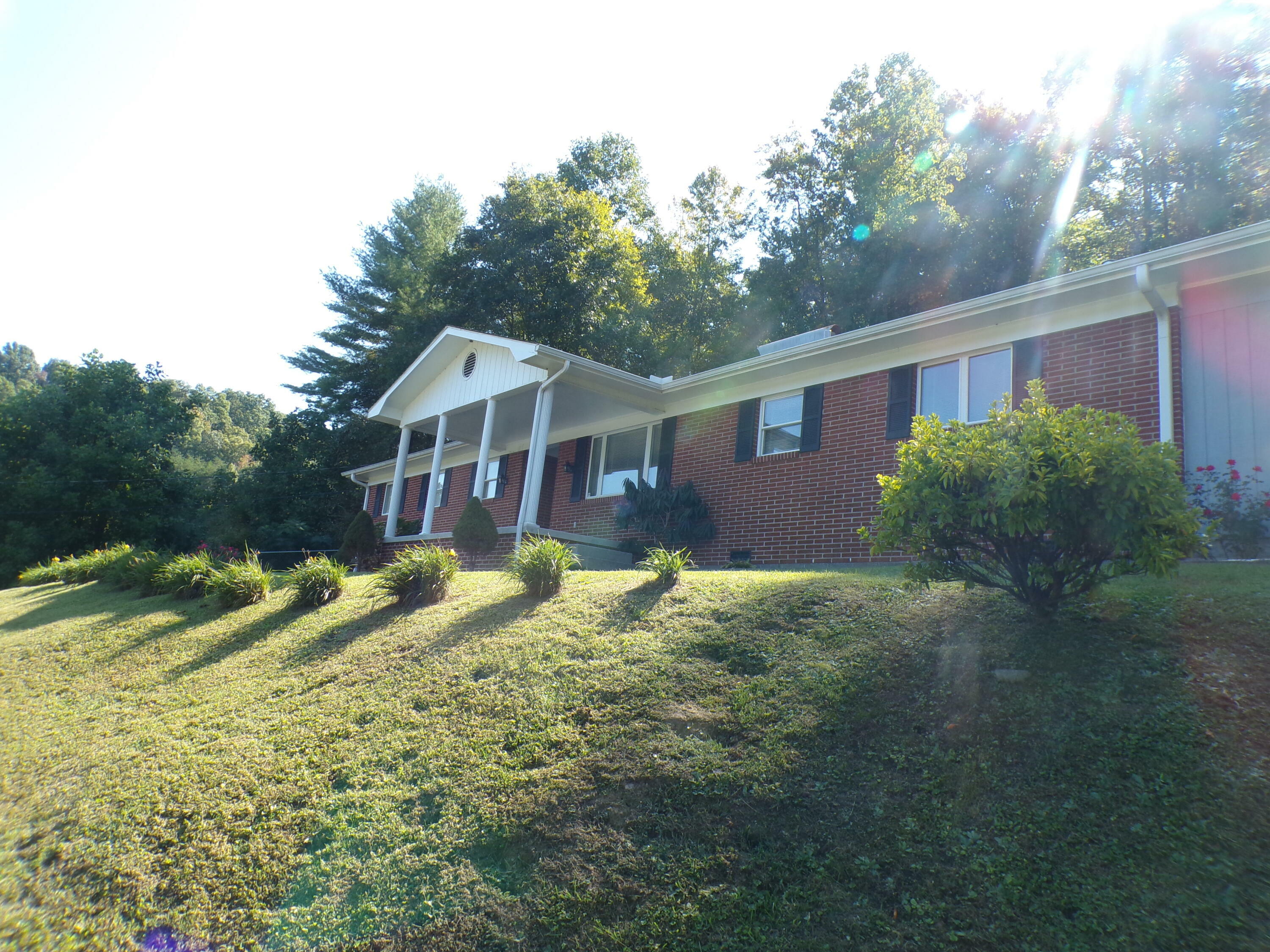 Property Photo:  127 Highway 190  KY 40977 