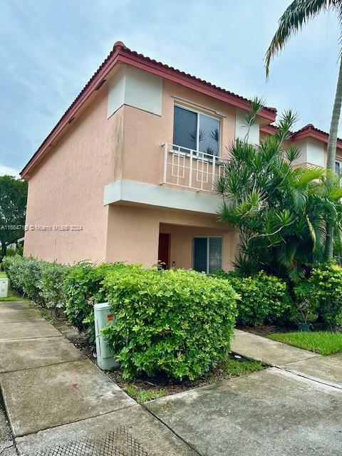 763 NW 208th Ter  Pembroke Pines FL 33029 photo