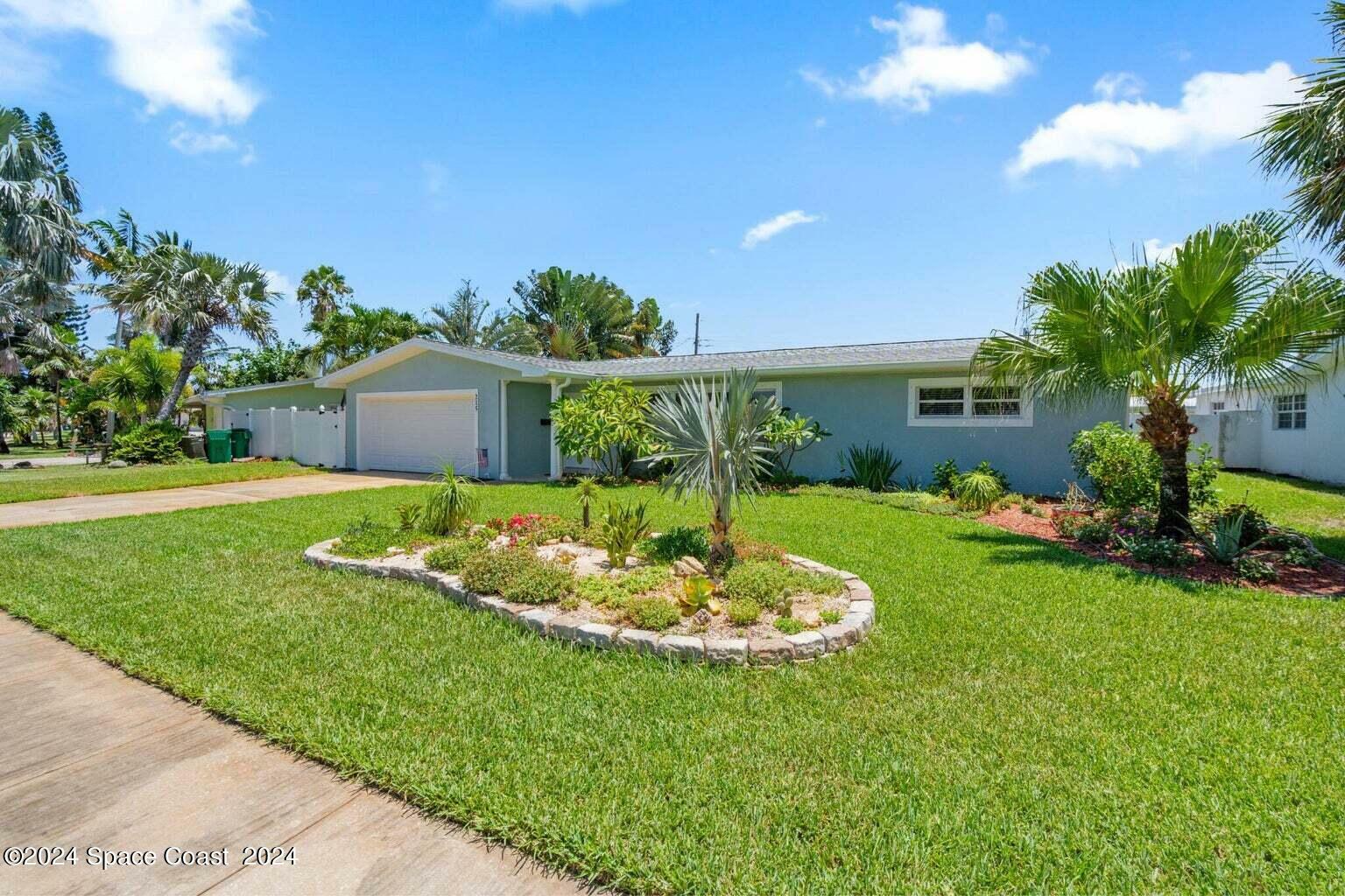 Property Photo:  215 South Robert  FL 32937 