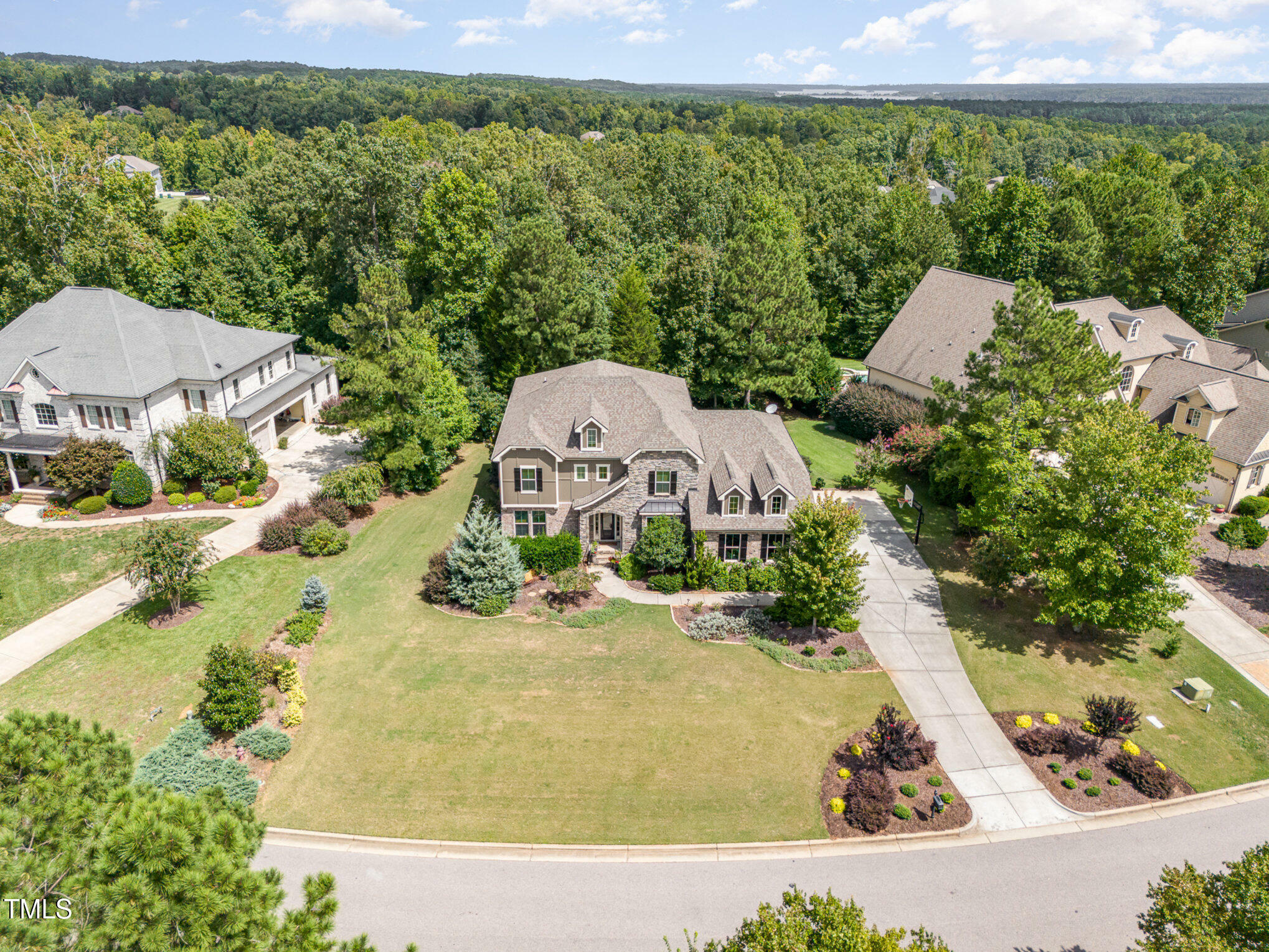 Property Photo: 498 Legacy Falls Drive N NC 27517