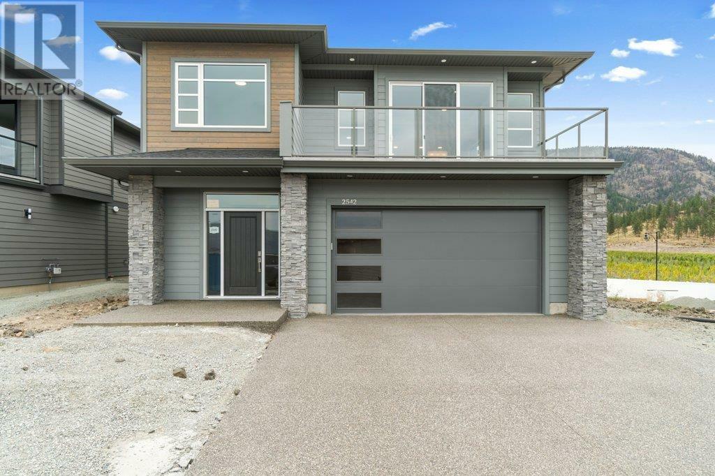 Property Photo:  2542 Pinnacle Ridge Drive  BC V4T 0E3 