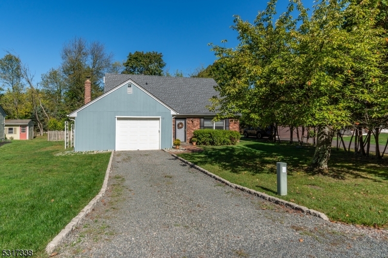 Property Photo:  12 Northfield Ct  NJ 08530 