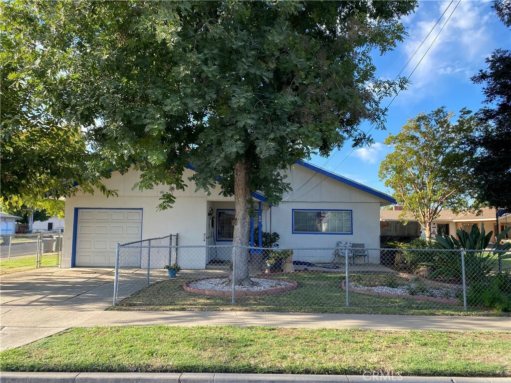 1098 E 23rd Street  Merced CA 95340 photo