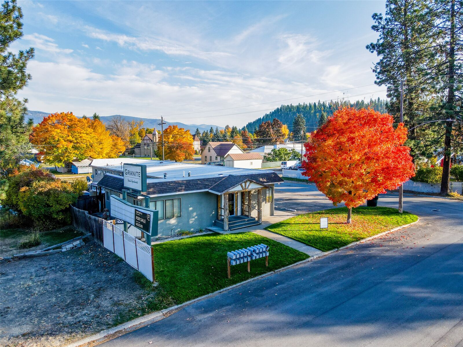 Property Photo: 919 Mineral Avenue MT 59923