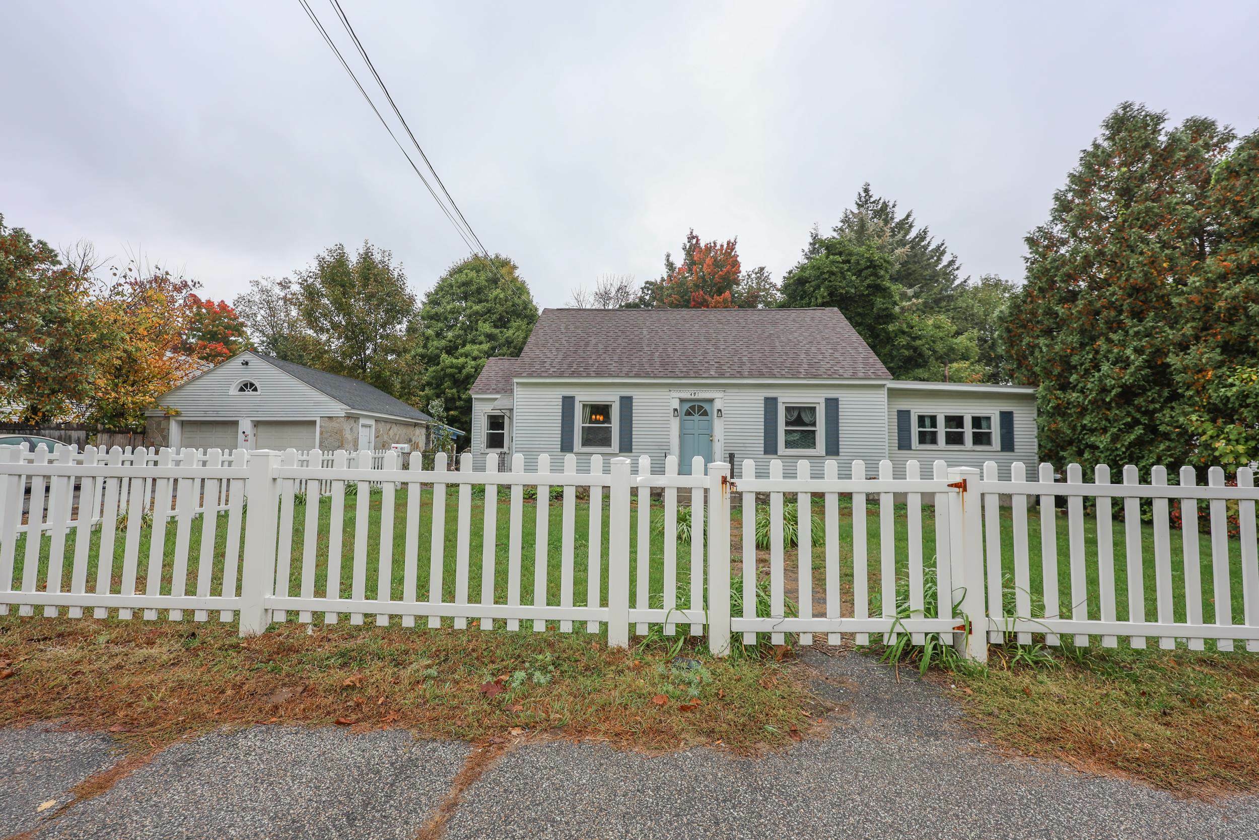 Property Photo:  491 Front Street  NH 03102 