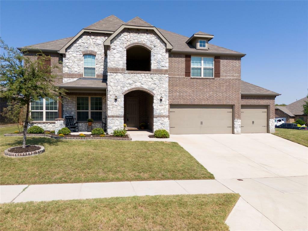 Property Photo:  5800 Watts Bar Court  TX 76179 