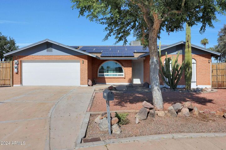 Property Photo:  16850 N 38th Lane  AZ 85053 