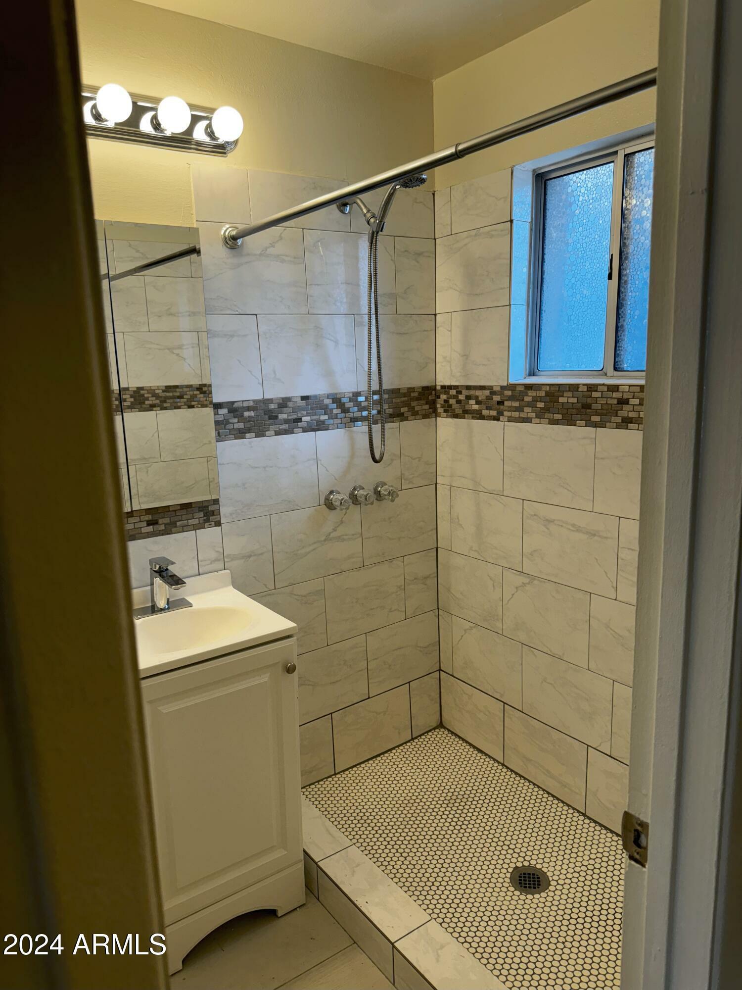 Property Photo:  825 N 2nd Avenue  AZ 85003 