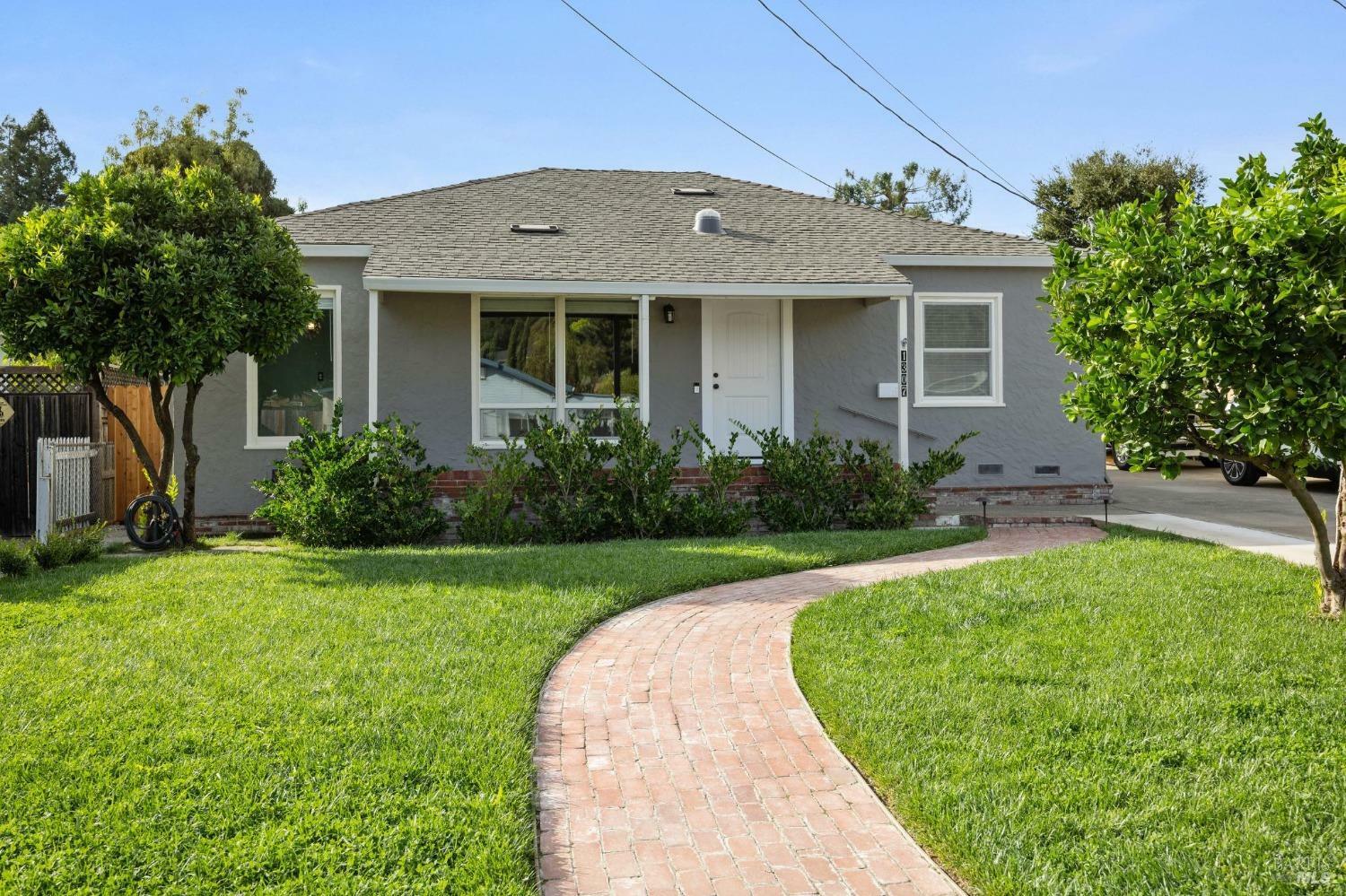 1307 Chase Street  Novato CA 94945 photo