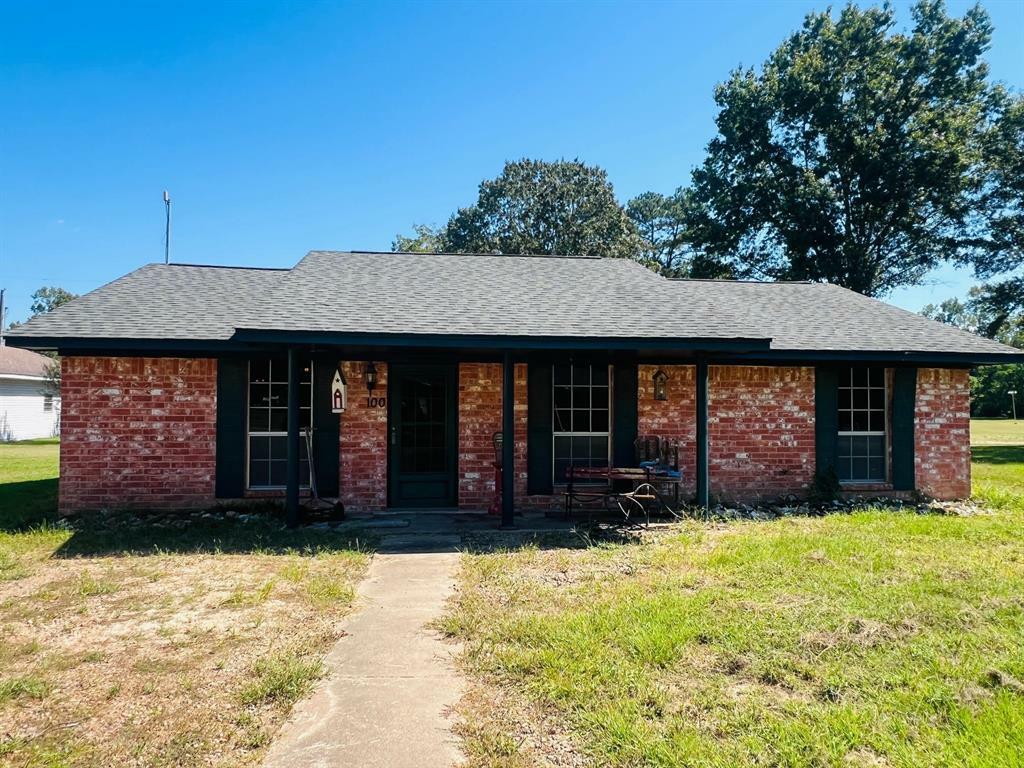 Property Photo:  100 Vickie Lane  TX 77371 