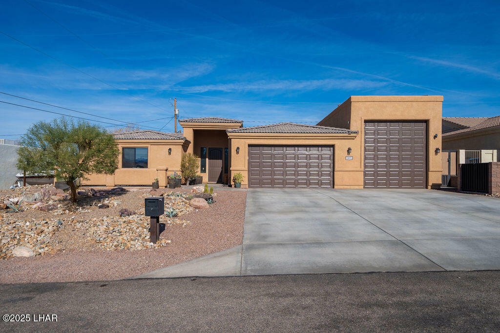 Property Photo:  2871 Corral Dr  AZ 86404 