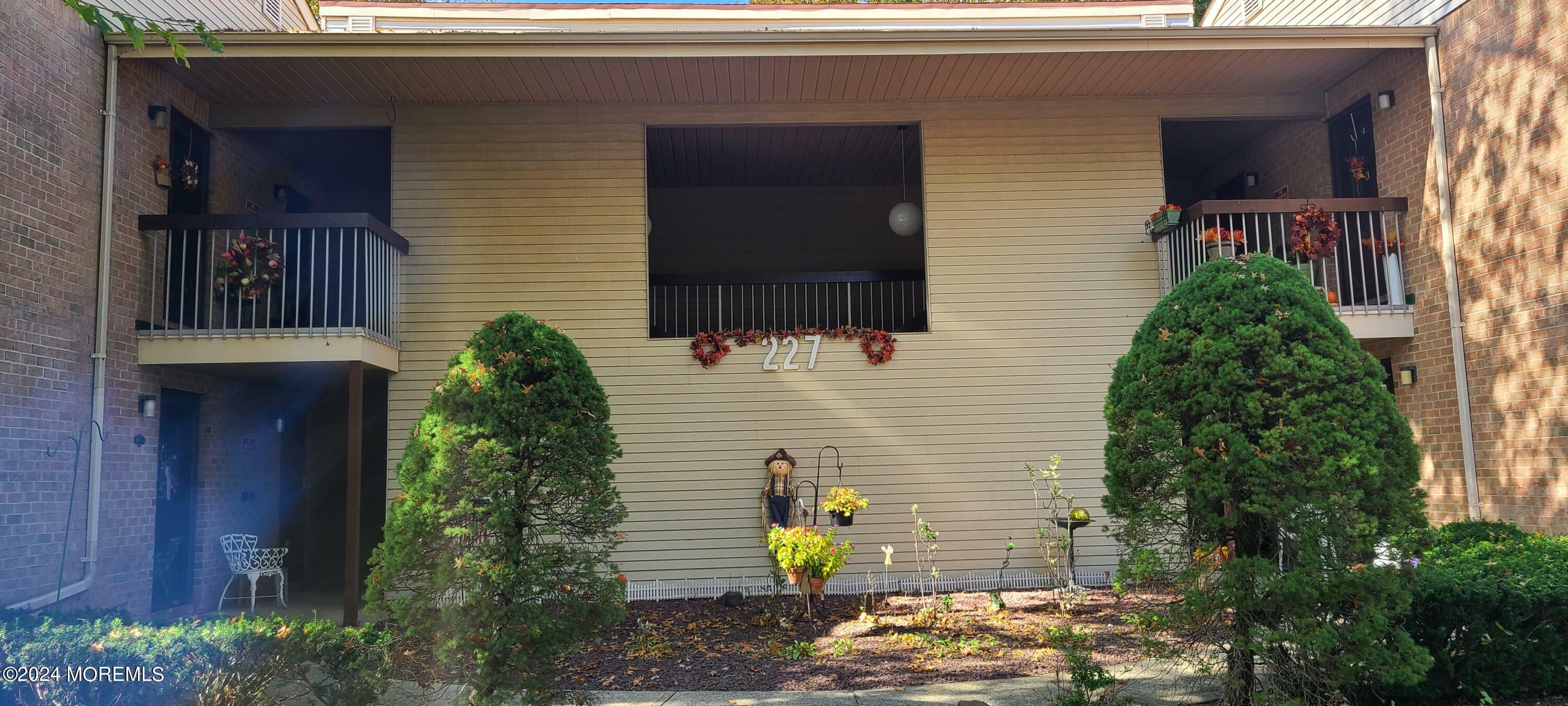 Property Photo:  227 Medford Court B  NJ 07726 