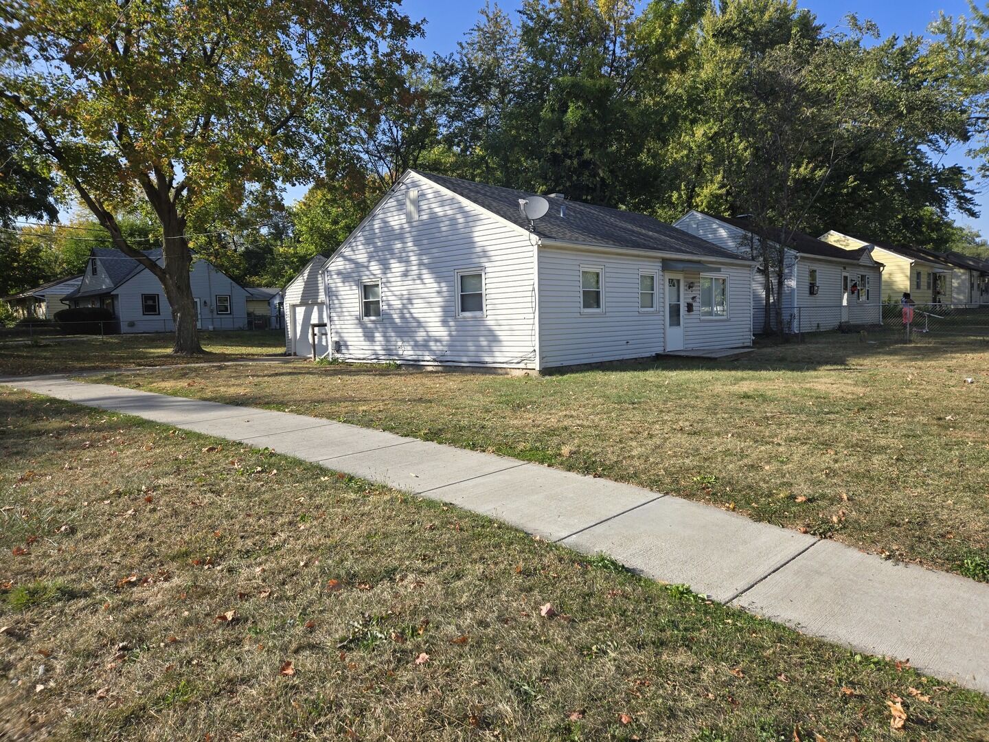 Property Photo: 904 N Sunset Avenue IL 61101