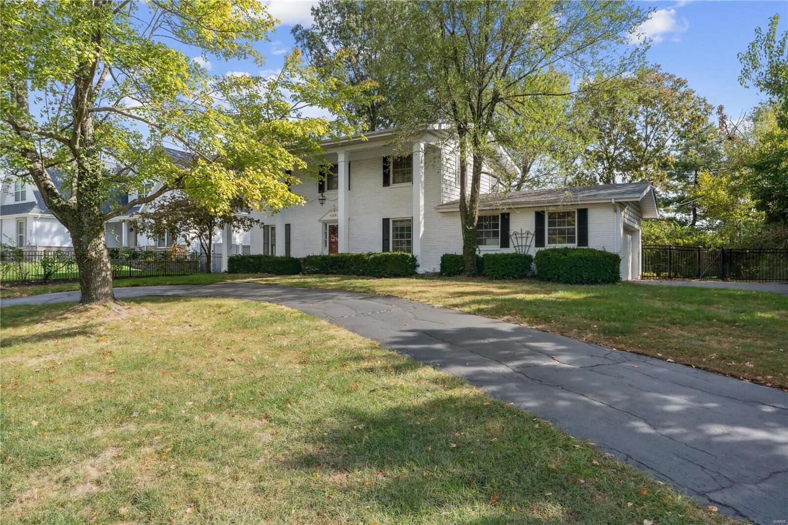 Property Photo: 660 N Mosley Road MO 63141