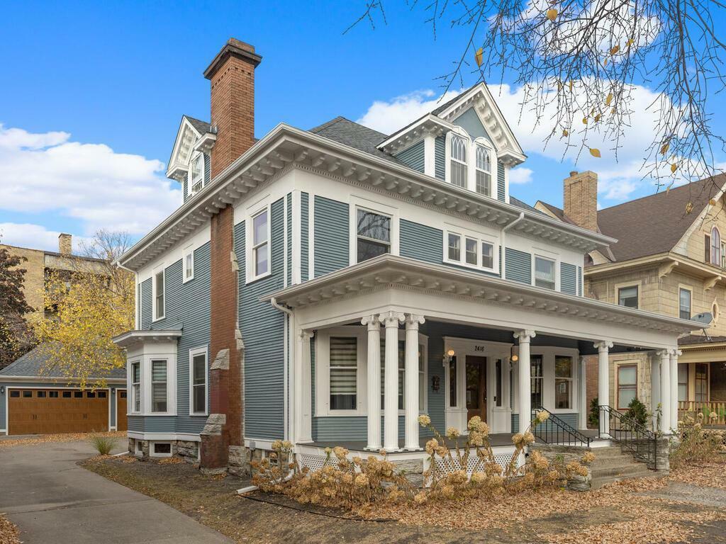 Property Photo:  2416 Dupont Avenue S  MN 55405 