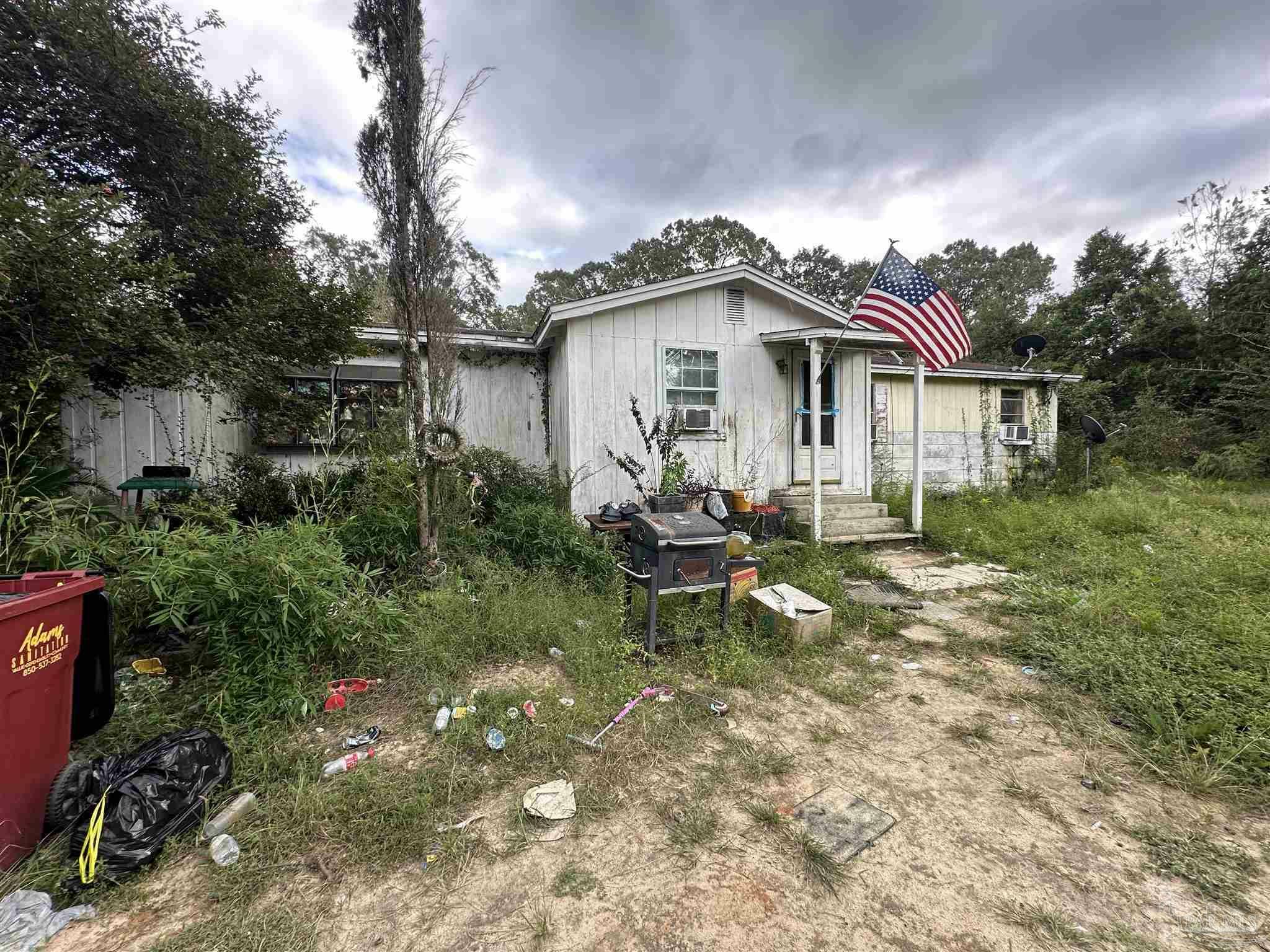 Property Photo:  8420 Pleasant Home Church Rd  FL 32564 