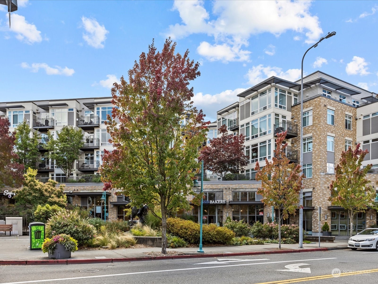 Property Photo:  211 Kirkland Avenue 306  WA 98033 