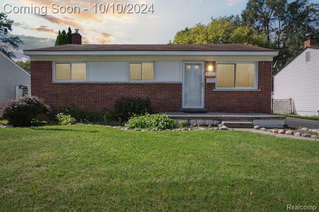 Property Photo:  4850 Princess Street  MI 48125 