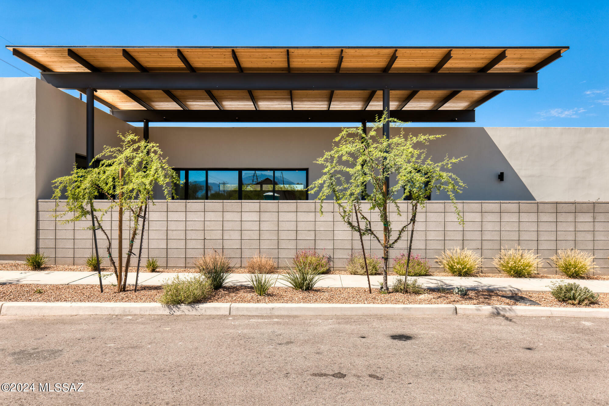 Property Photo:  2805 N Bella Terraza Court  AZ 85712 