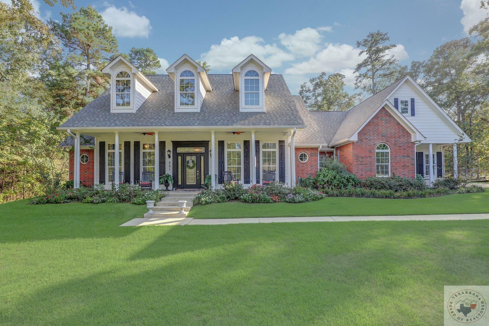 201 Crepe Myrtle Ln  Texarkana TX 75503 photo