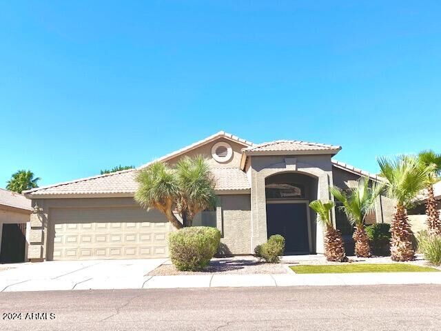 Property Photo: 3950 E Agave Road AZ 85044