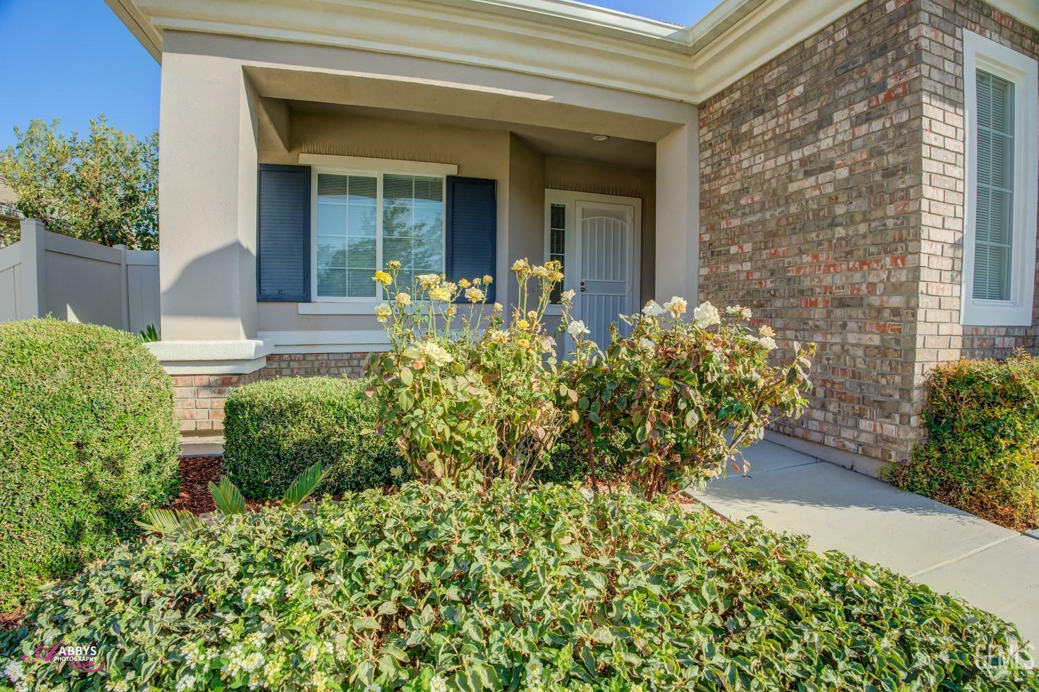 Property Photo:  14412 Terrazzo Drive  CA 93306 