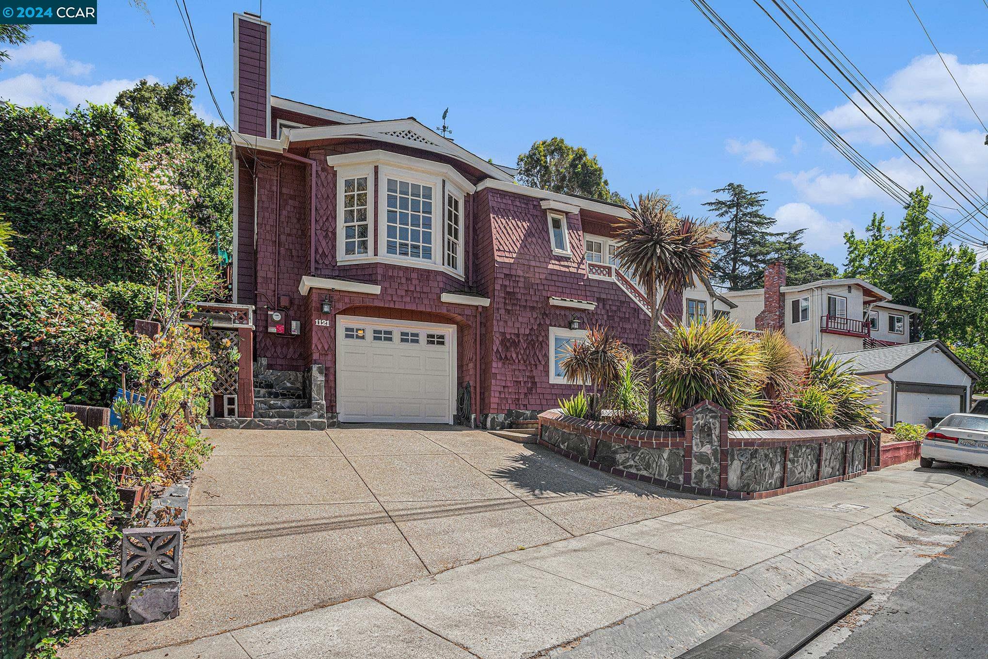 Property Photo:  1121 Grandview Dr  CA 94553 