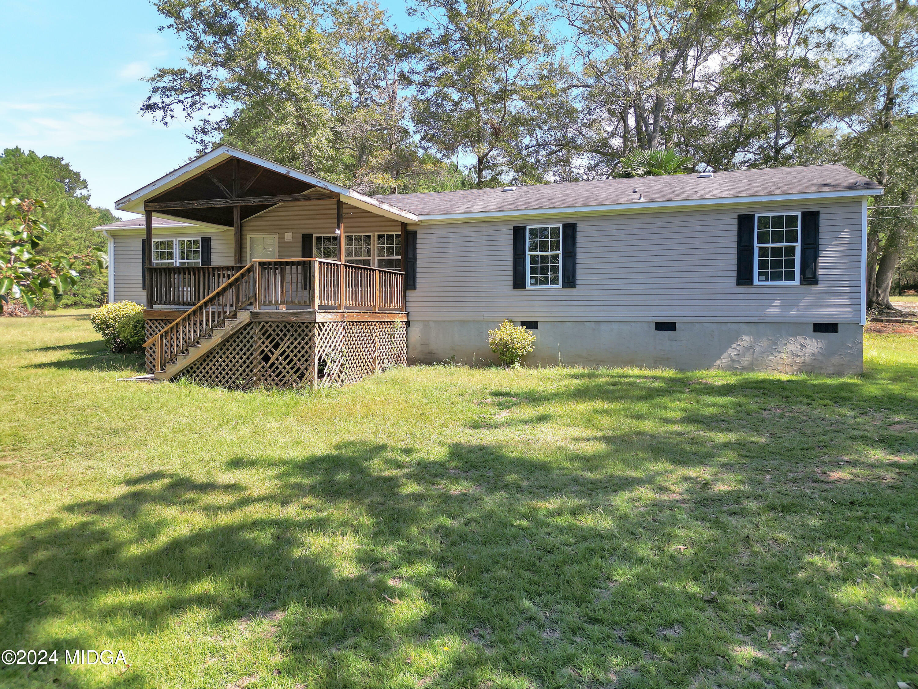 Property Photo:  1915 Highway 36 W  GA 30233 