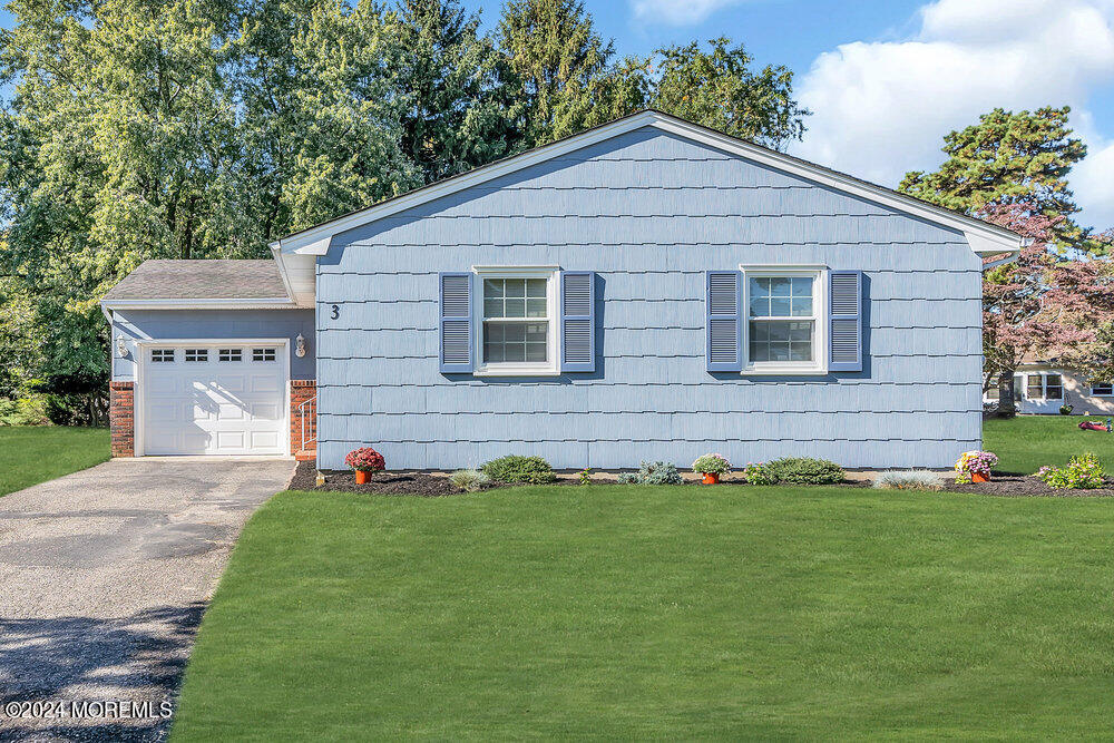 Property Photo: 3 Basset Court NJ 08757