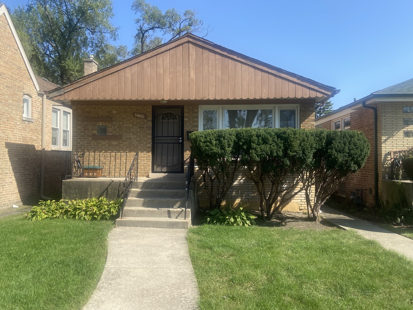 Property Photo:  14607 Myrtle Avenue  IL 60426 