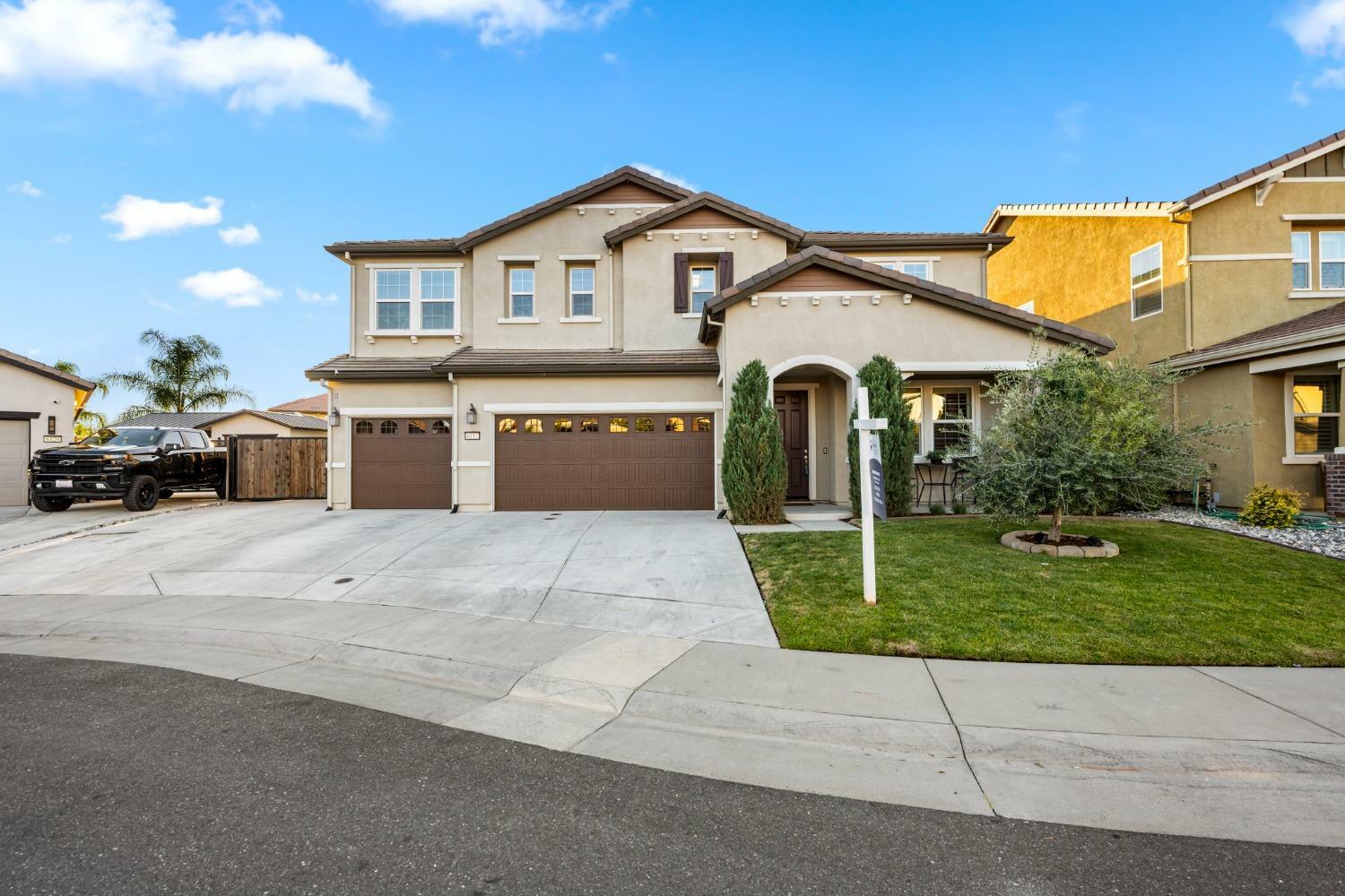 Property Photo:  6137 Duet Way  CA 95747 