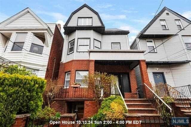 8 Cooper Place  Weehawken NJ 07086 photo