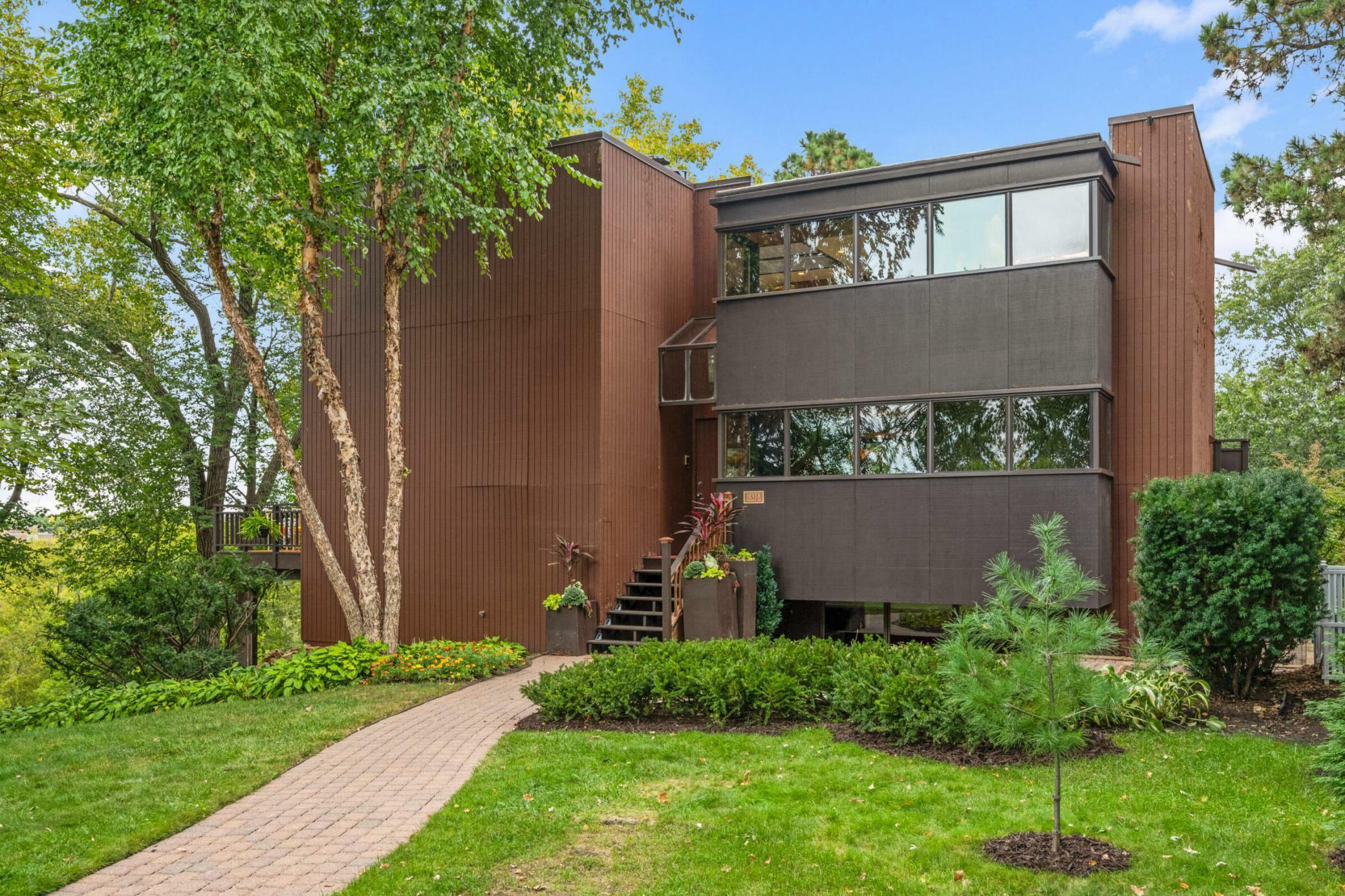 Property Photo:  7 Sheridan Avenue S  MN 55405 