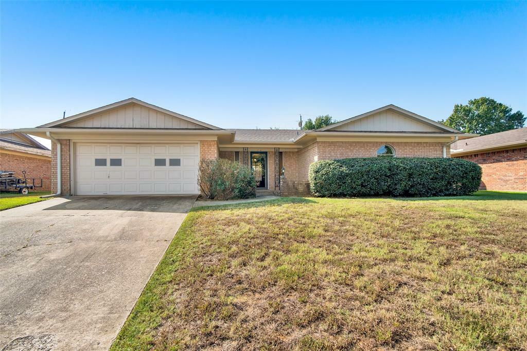 Property Photo:  2210 Shiloh Street  TX 75020 