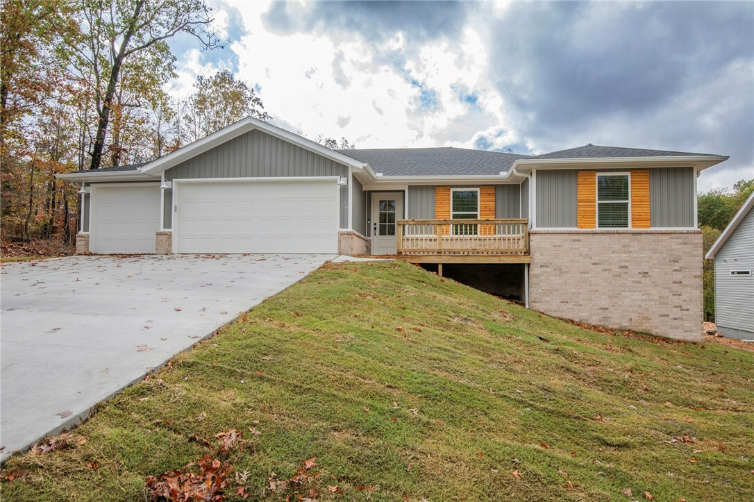 Property Photo:  13 Chatburn Drive  AR 72715 