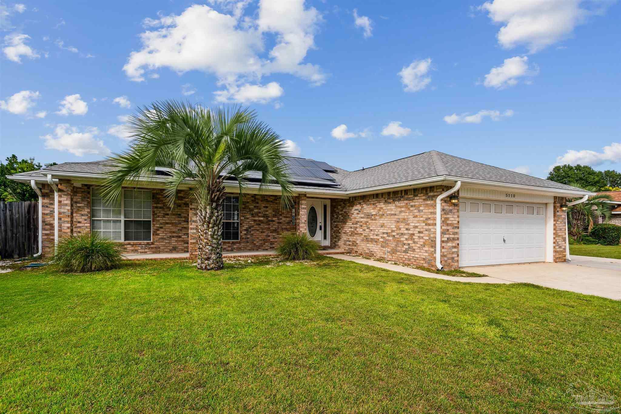 Property Photo:  5110 Chinook Ave  FL 32507 