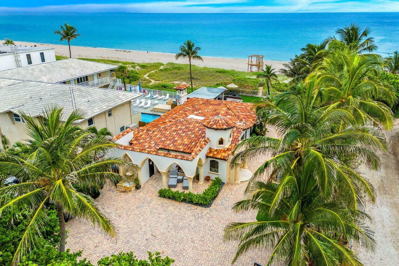 Property Photo: 462 NE 21st Avenue (N. Ocean Drive) FL 33441