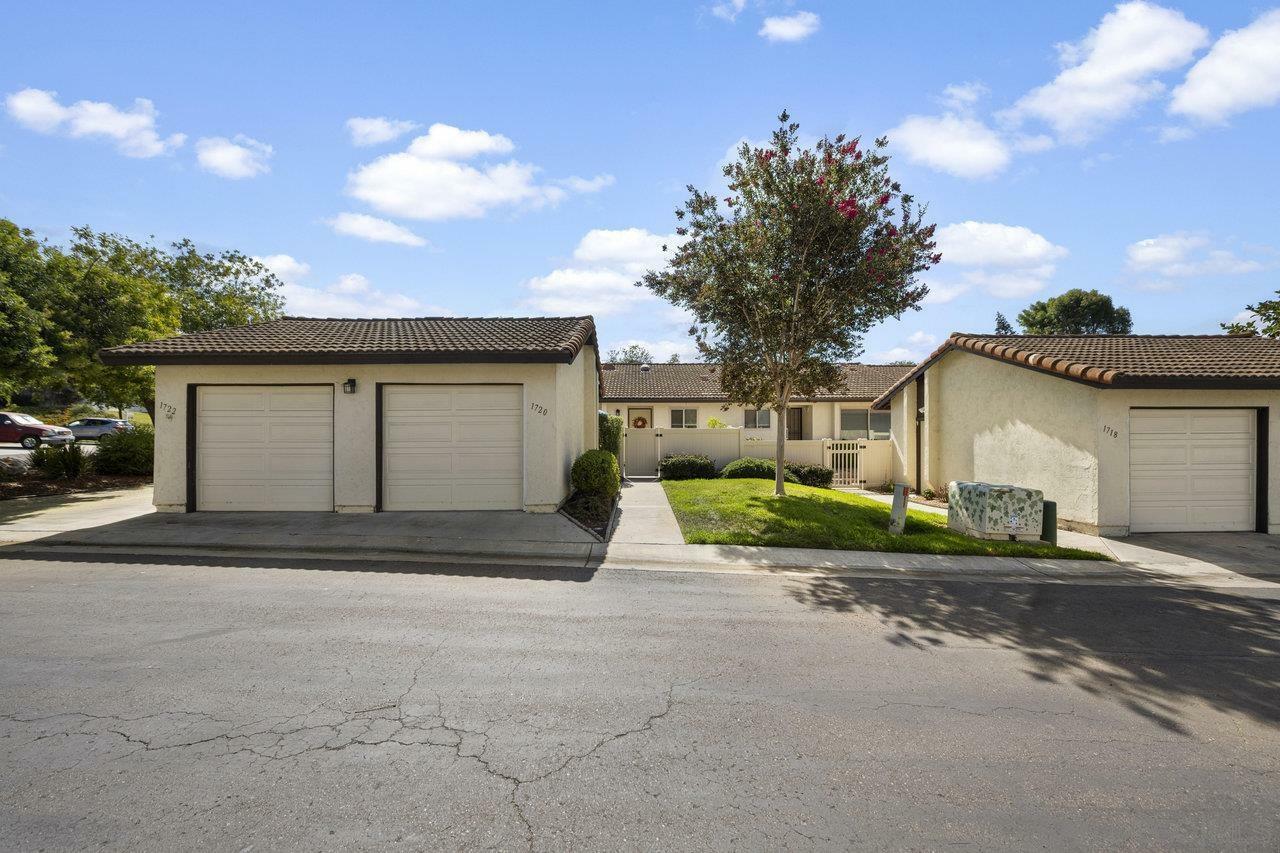 Property Photo:  1720 Kellington Pl  CA 92024 