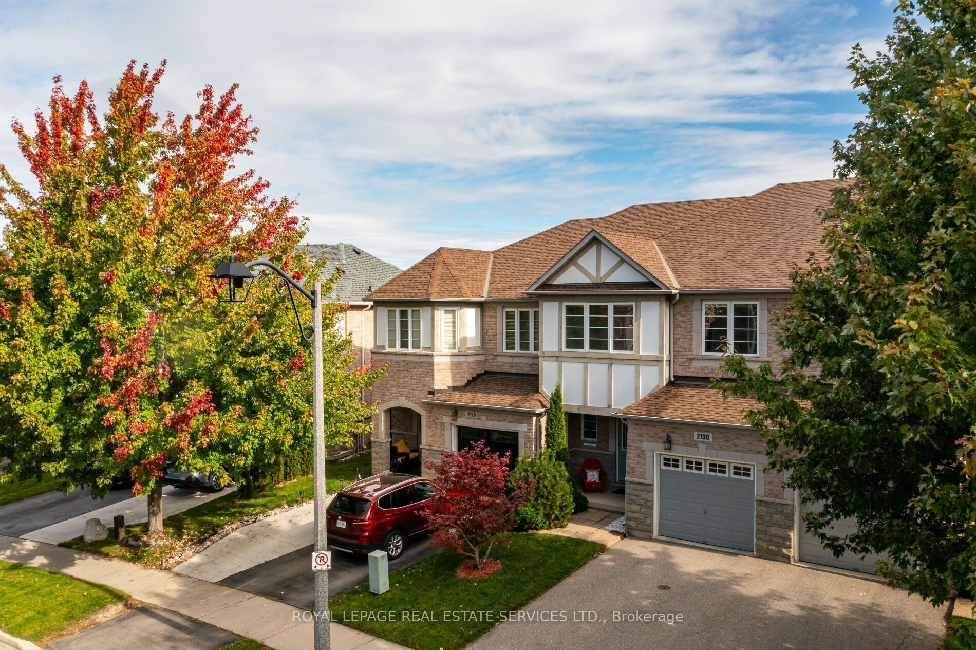 2130 Emily Circ  Oakville ON L6M 0E6 photo