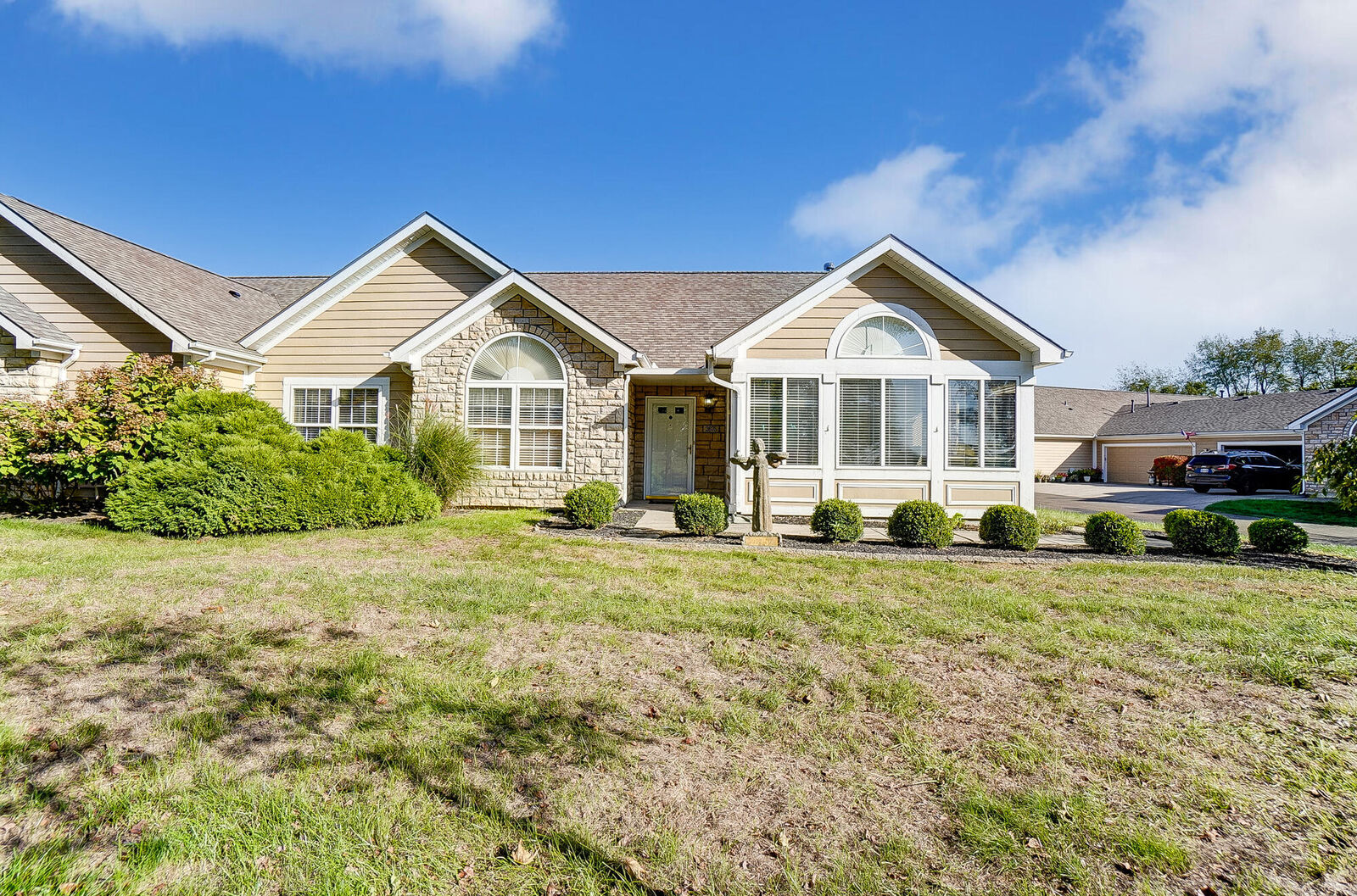 Property Photo:  2675 Prestwick Village Circle  OH 45503