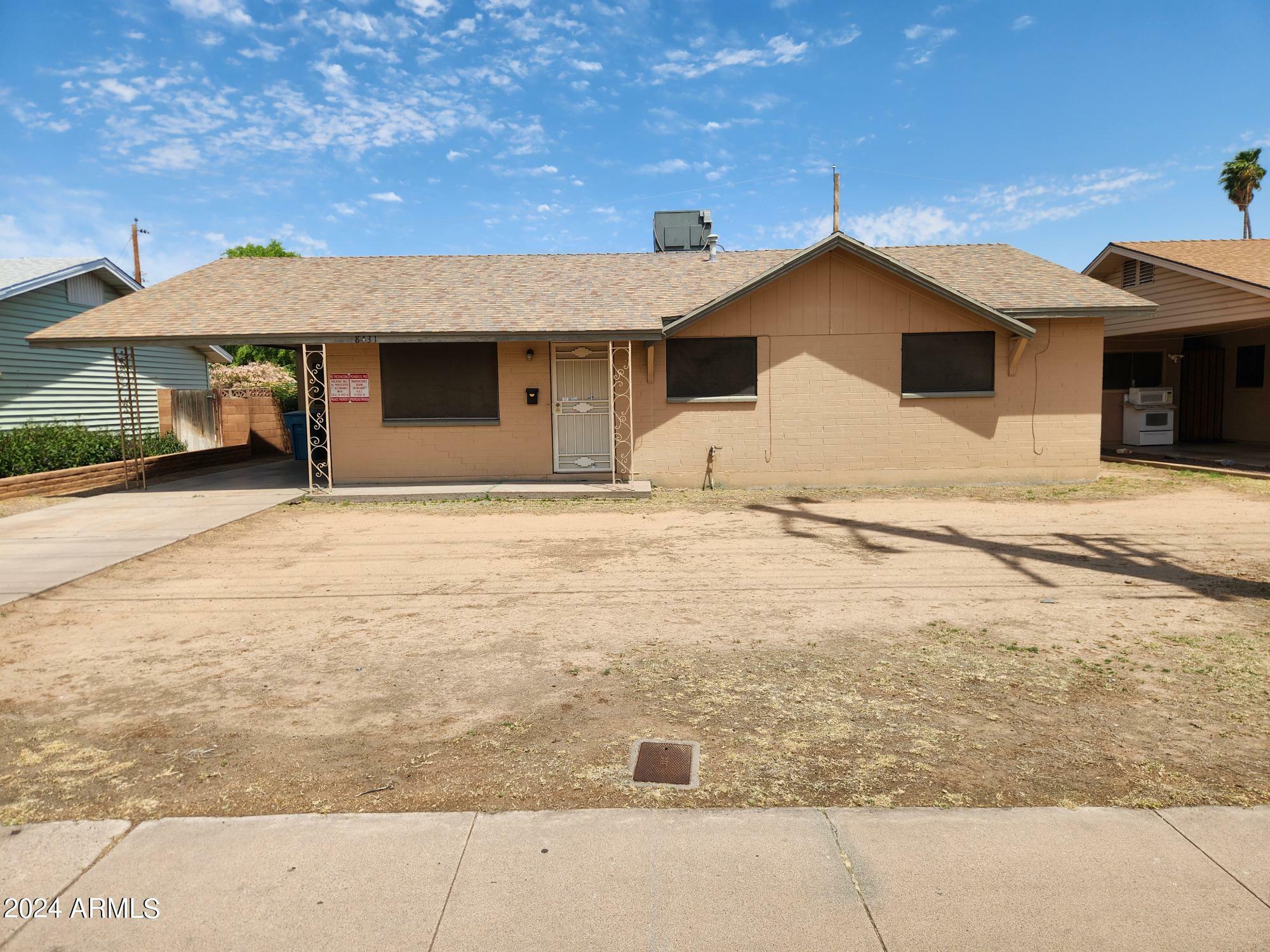 Property Photo:  8431 N 39th Avenue  AZ 85051 