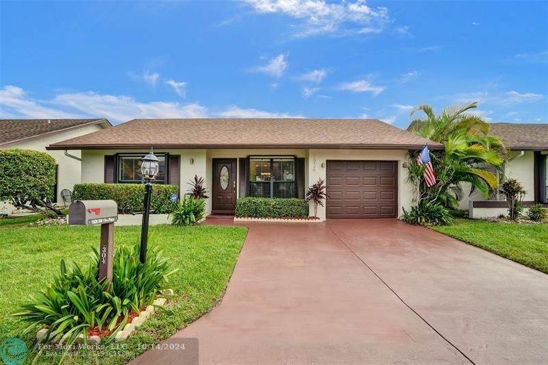 Property Photo:  1926 SW 15th Pl  FL 33442 