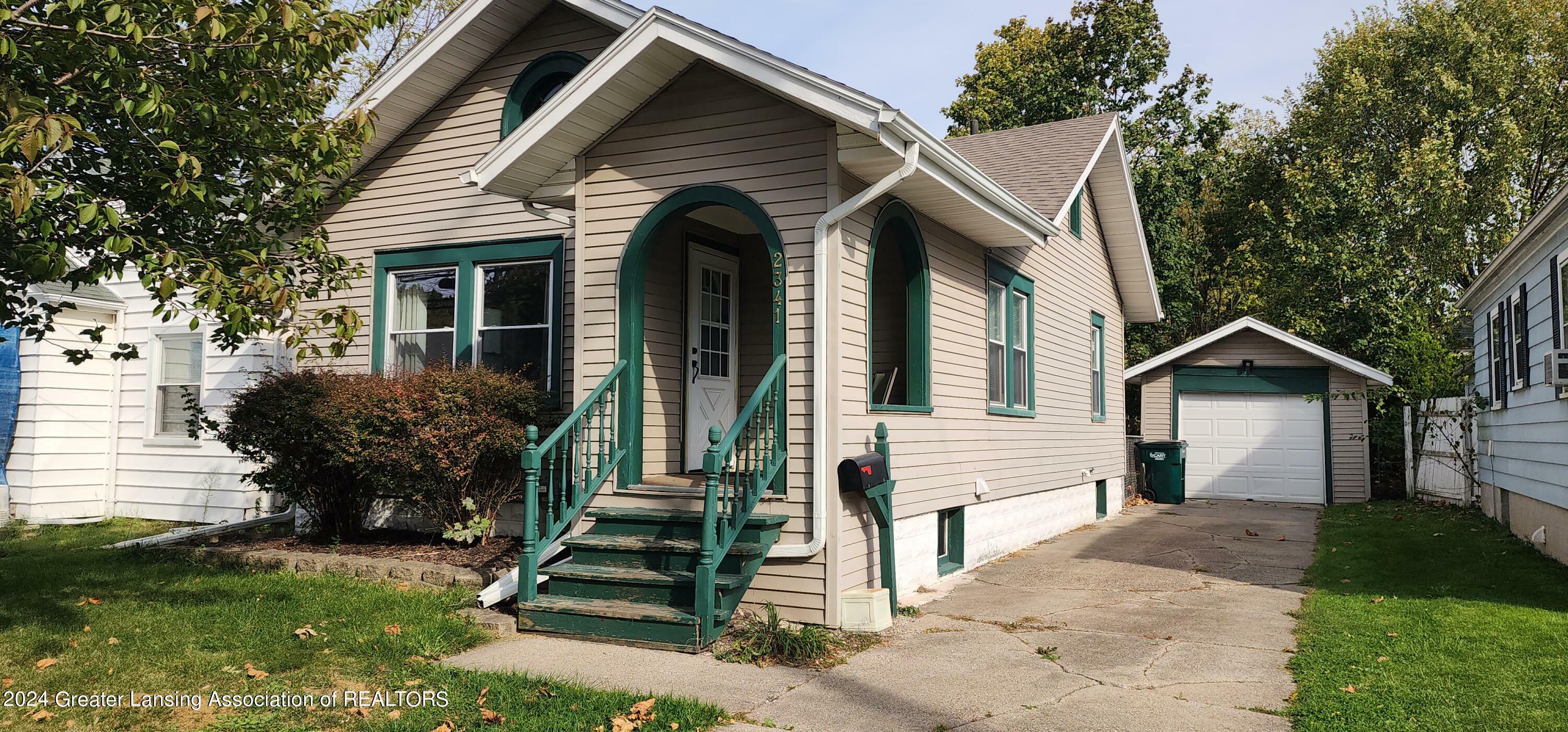 2341 Lyons Avenue  Lansing MI 48910 photo