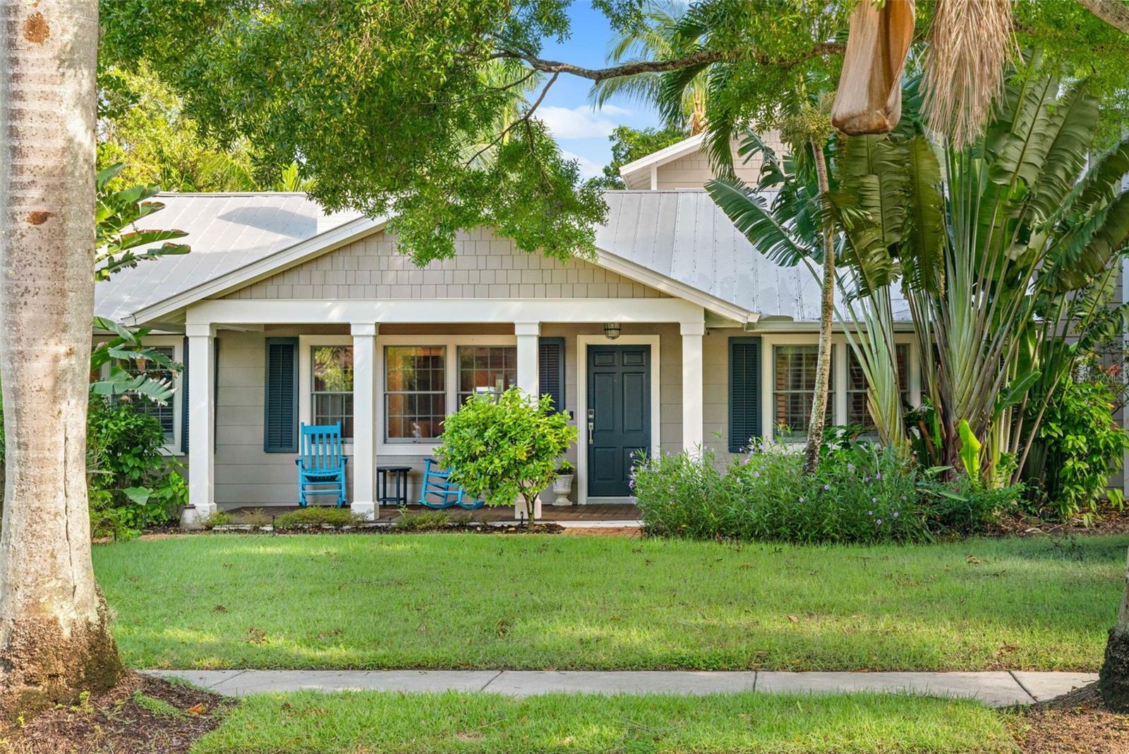 Property Photo:  1919 Irving Street  FL 34236 