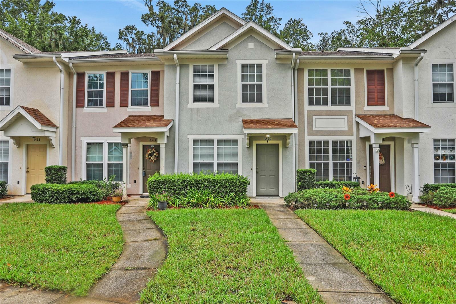 Property Photo:  3510 Twisted Tree Lane  FL 32216 